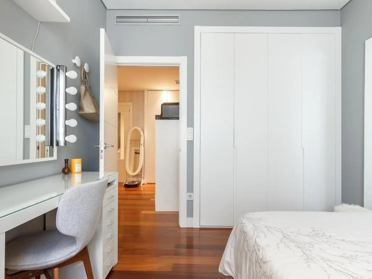 Apartamento De Diseno Con Parking Apartment Bilbao